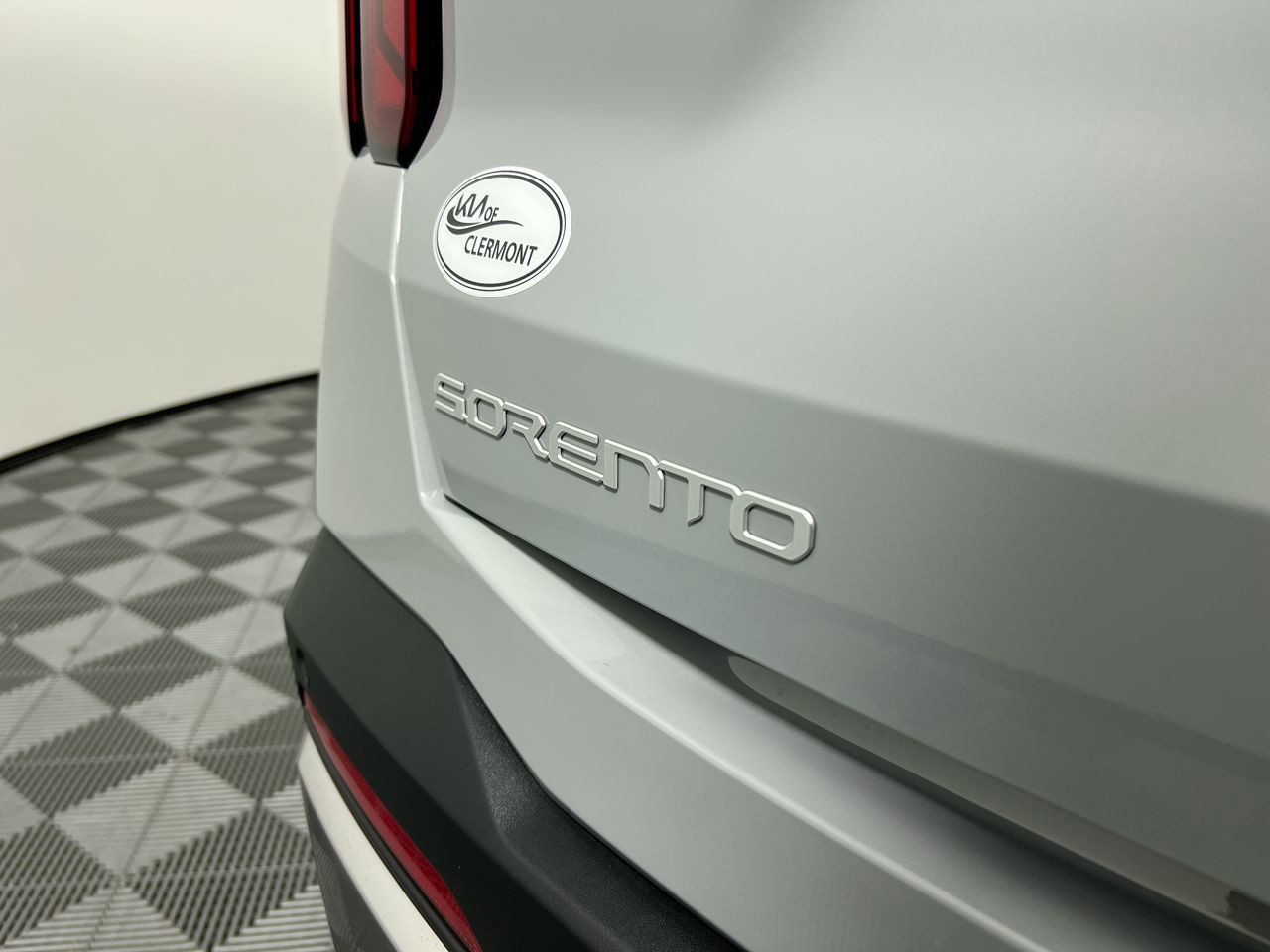 2026 Kia Sorento - Photo 9