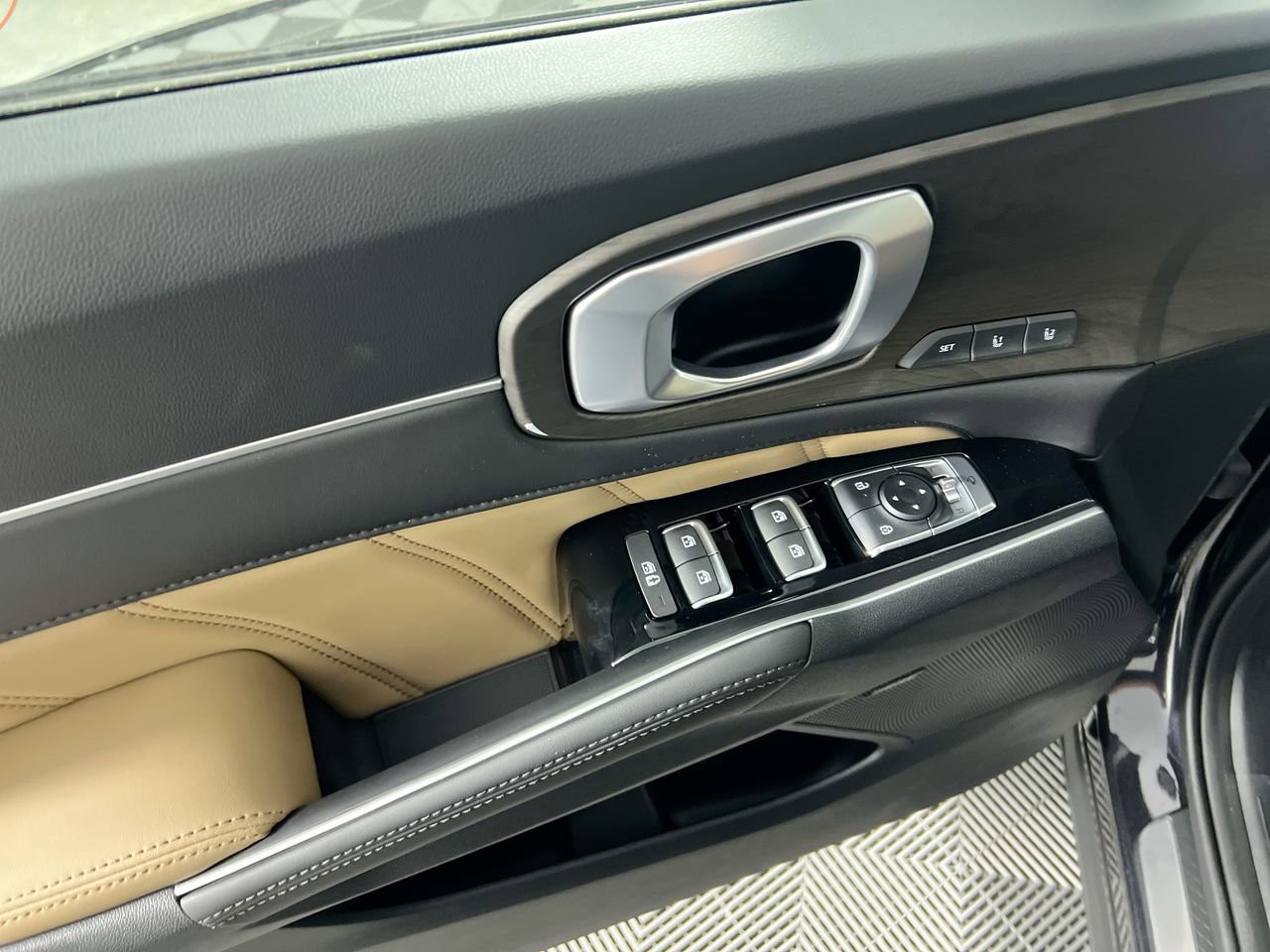 2026 Kia Sorento - Photo 14