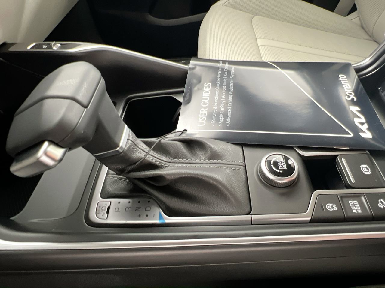 2026 Kia Sorento - Photo 24