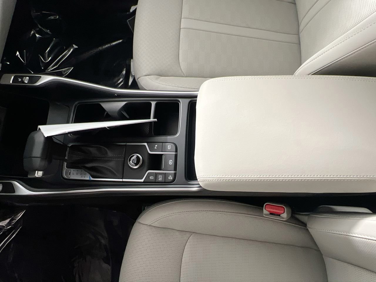 2026 Kia Sorento - Photo 25