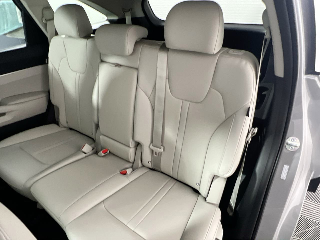 2026 Kia Sorento - Photo 30