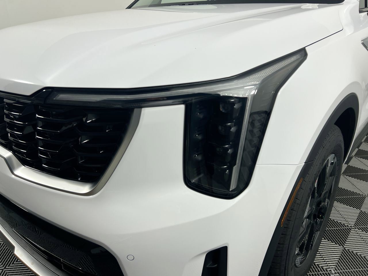2026 Kia Sorento - Photo 10