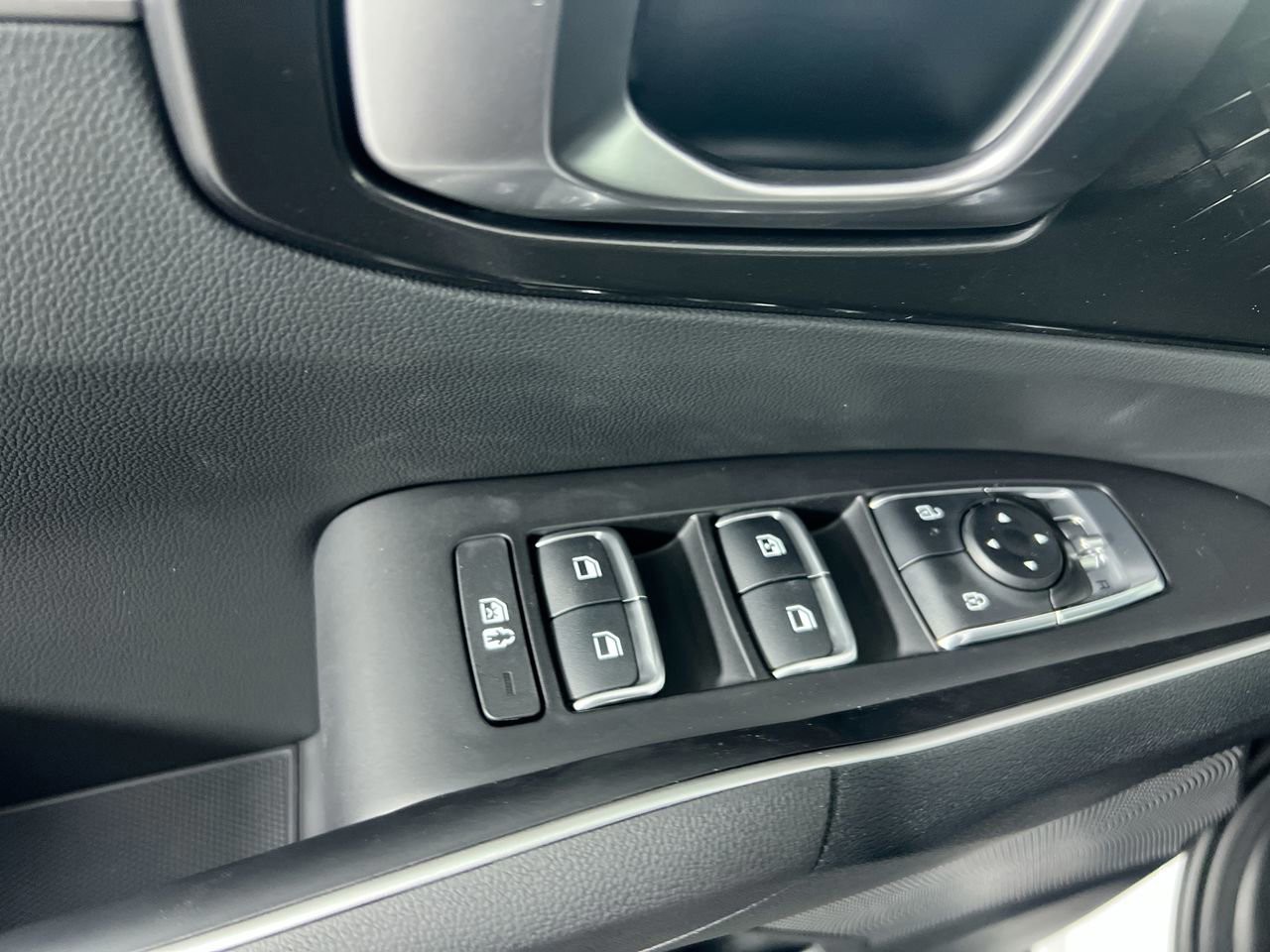 2026 Kia Sorento - Photo 14