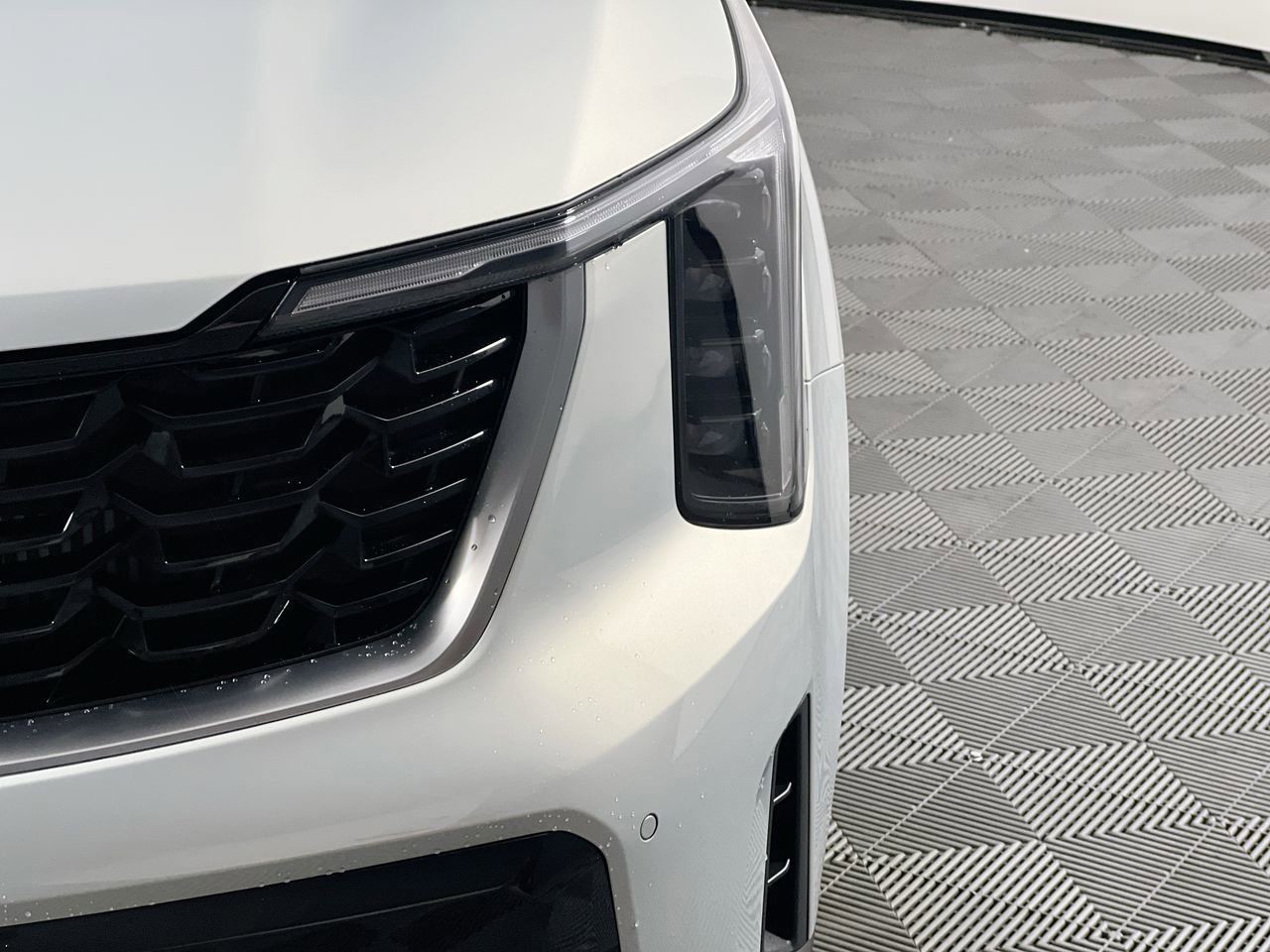 2026 Kia Sorento - Photo 10