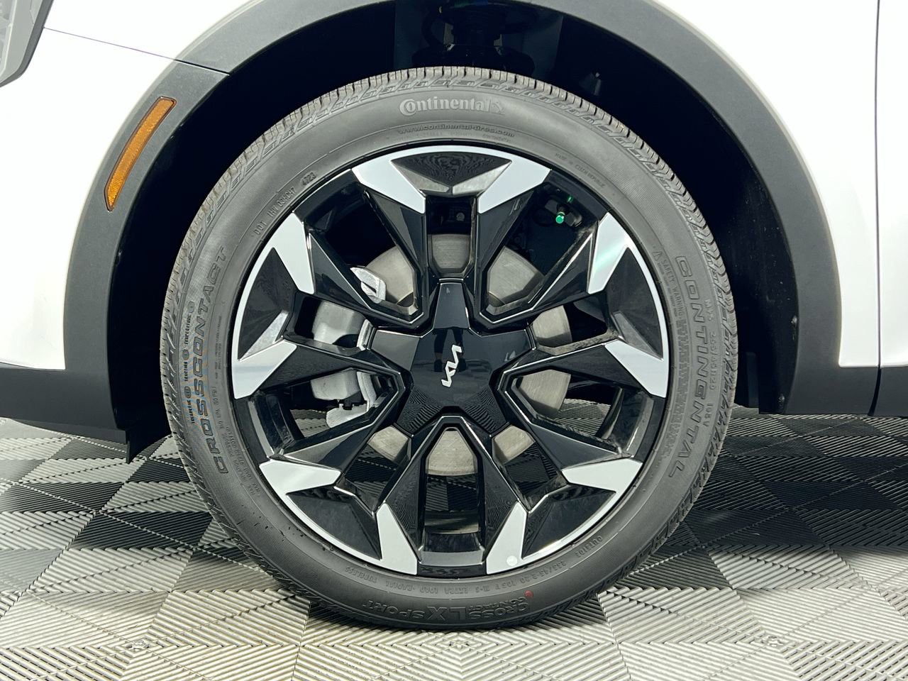 2026 Kia Sorento - Photo 13