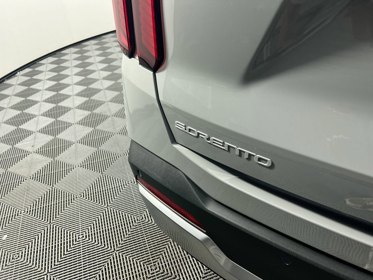 2026 Kia Sorento - Photo 9