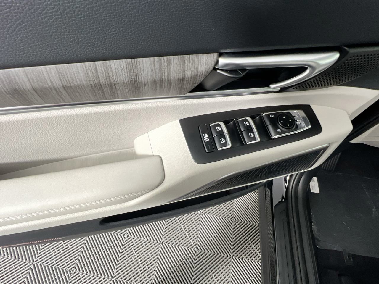 2025 Kia Telluride - Photo 15