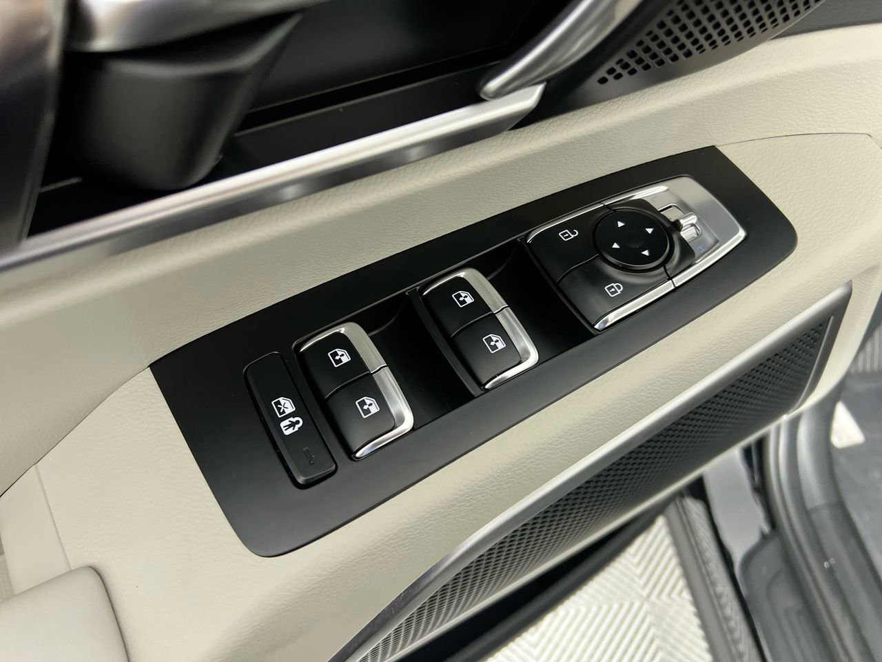 2025 Kia Telluride - Photo 14