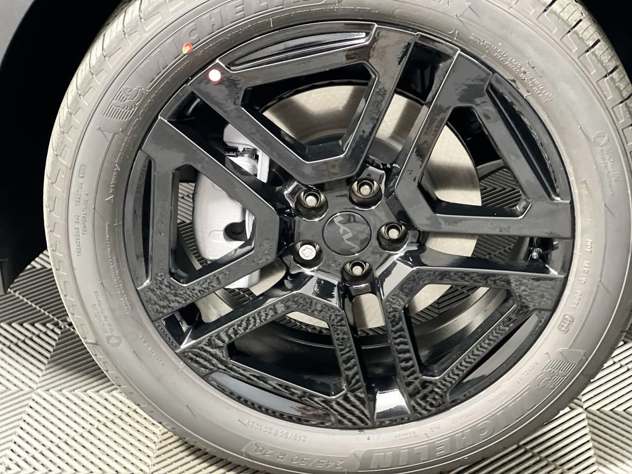 2025 Kia Telluride - Photo 12