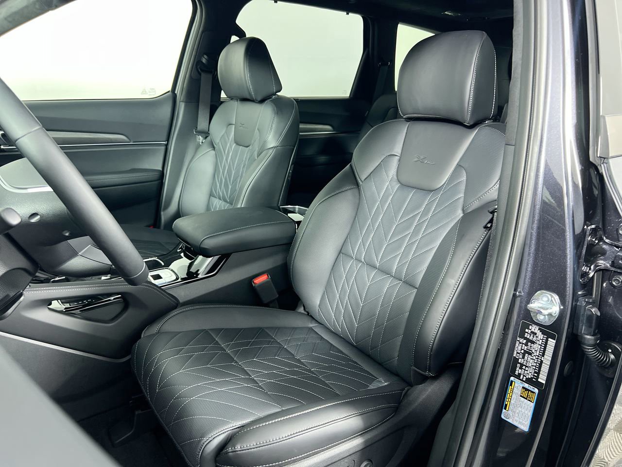 2025 Kia Telluride - Photo 13