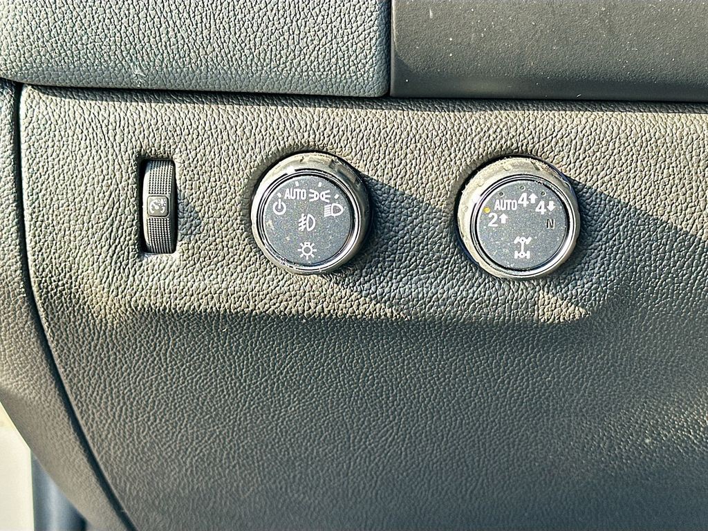 2022 Chevrolet Colorado - Photo 10