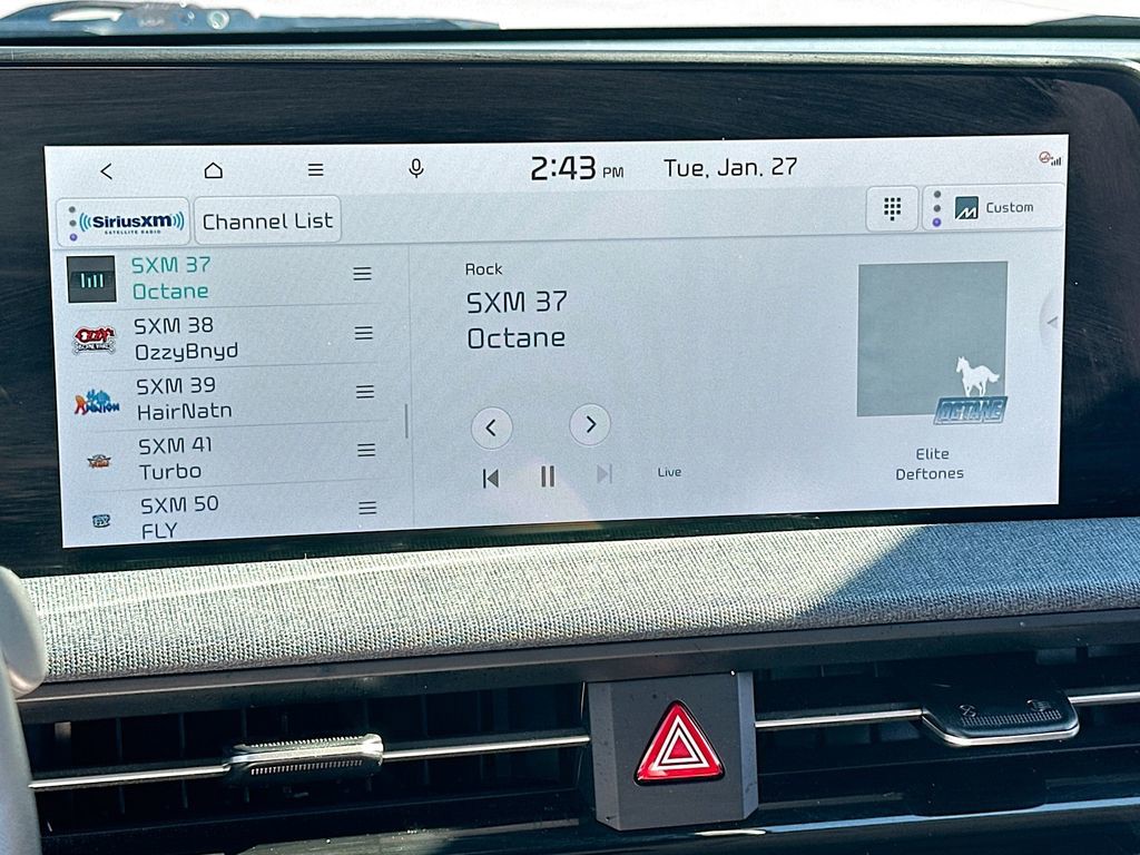 2022 Kia EV6 - Photo 15