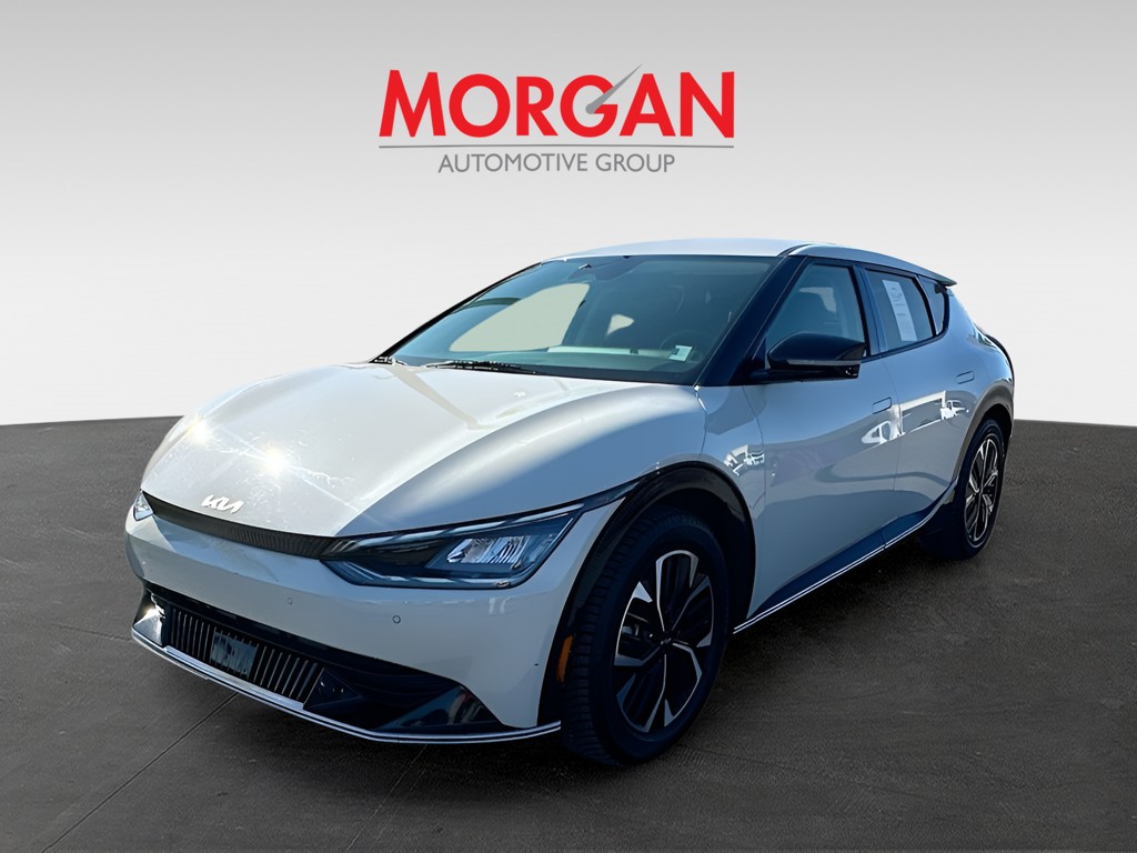 2022 Kia EV6 - Photo 2