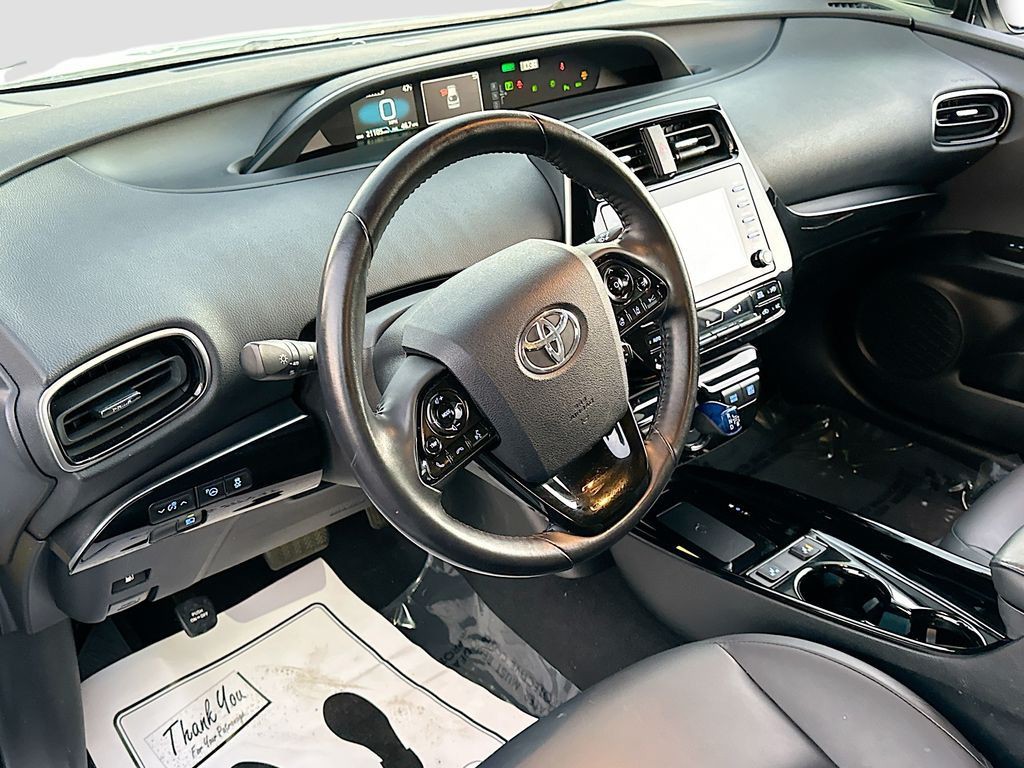 2022 Toyota Prius - Photo 9