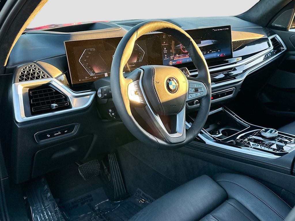 2024 BMW X7 - Photo 9