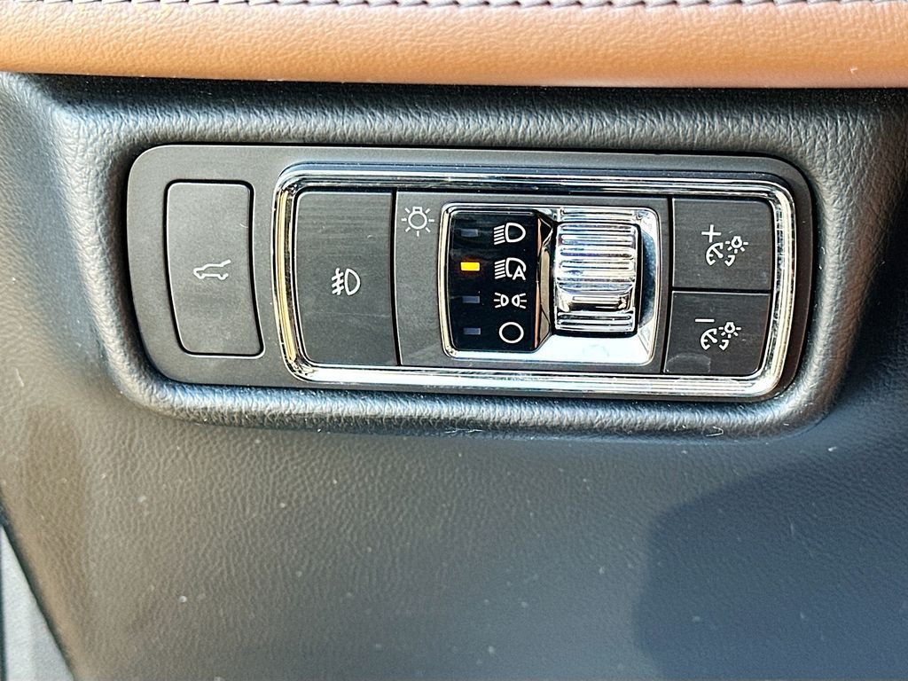2021 Lincoln Aviator - Photo 10