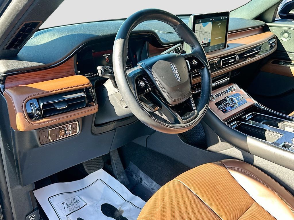 2021 Lincoln Aviator - Photo 9