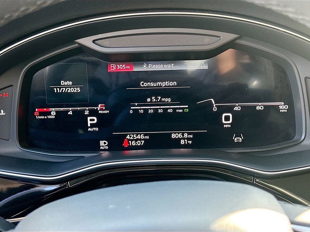 2022 Audi Q7 - Photo 12