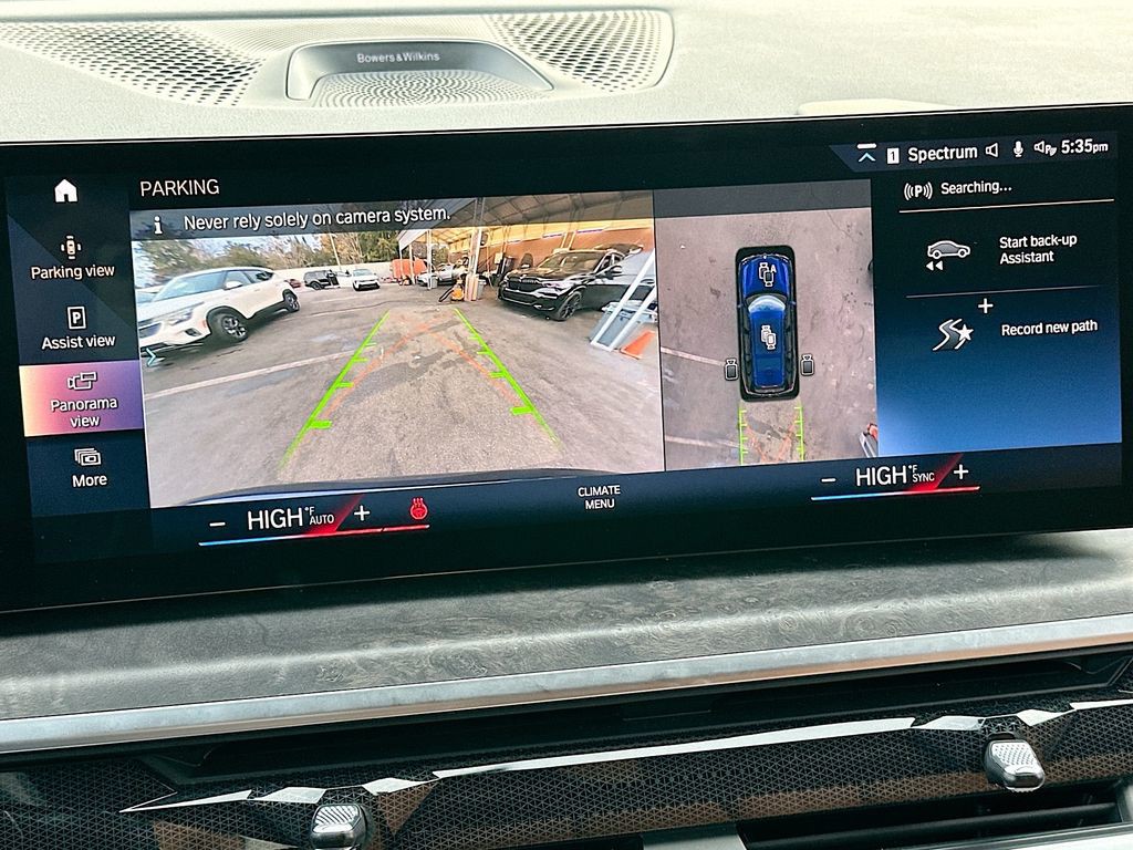 2023 BMW X7 - Photo 14