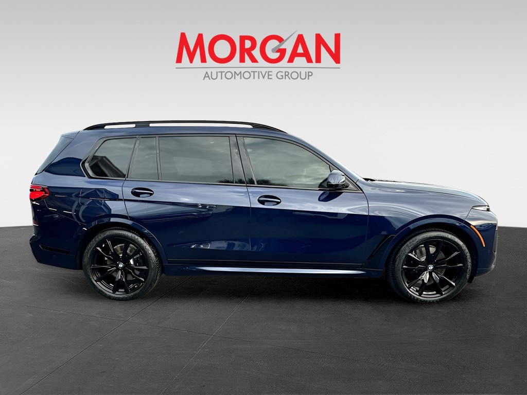 2023 BMW X7 - Photo 8