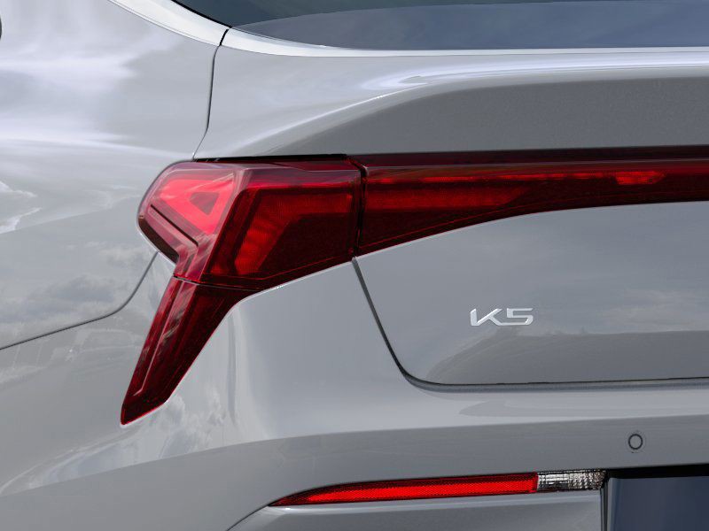 2026 Kia K5 - Photo 12