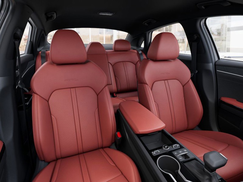 2026 Kia K5 - Photo 15