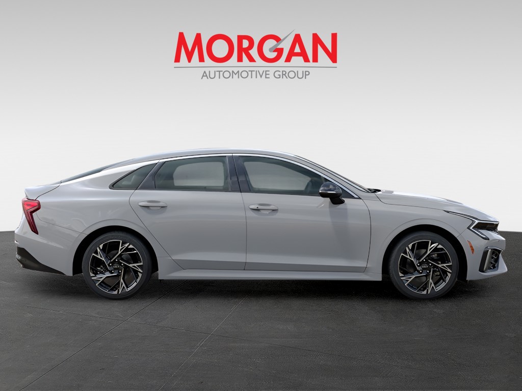 2026 Kia K5 - Photo 8