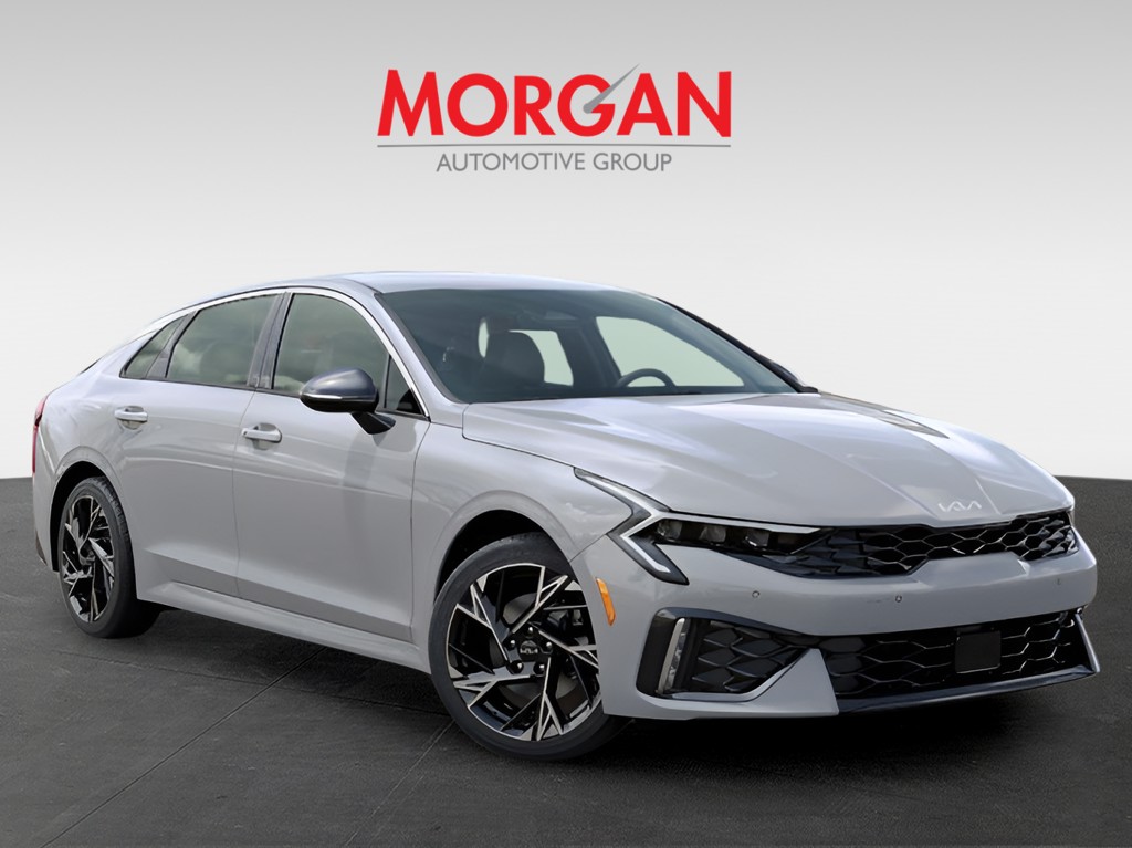 2026 Kia K5 - Photo 2