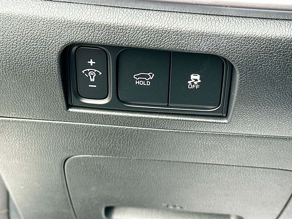 2026 Kia Sorento Hybrid - Photo 10