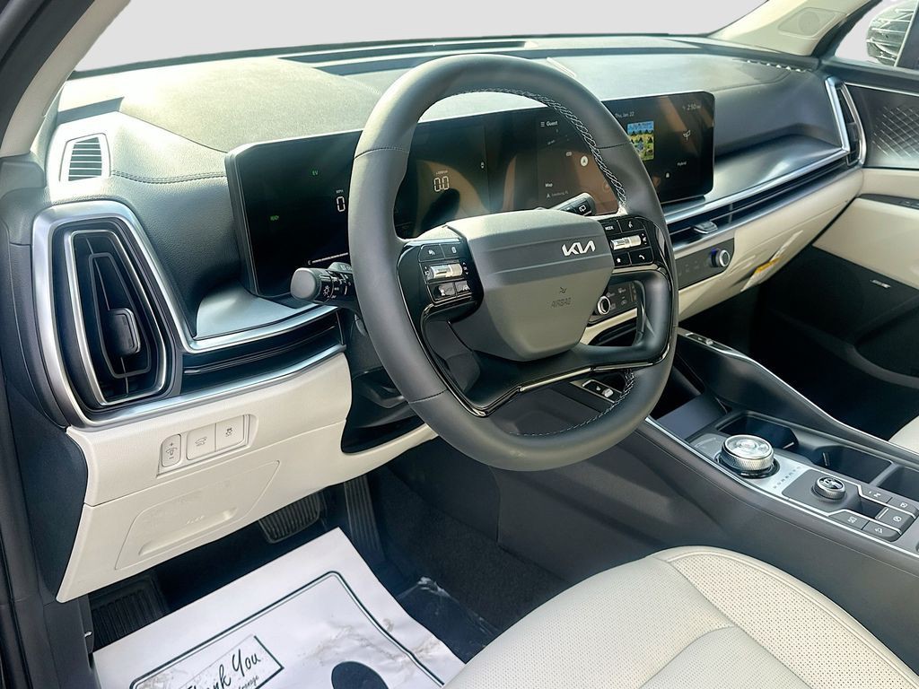 2026 Kia Sorento Hybrid - Photo 9