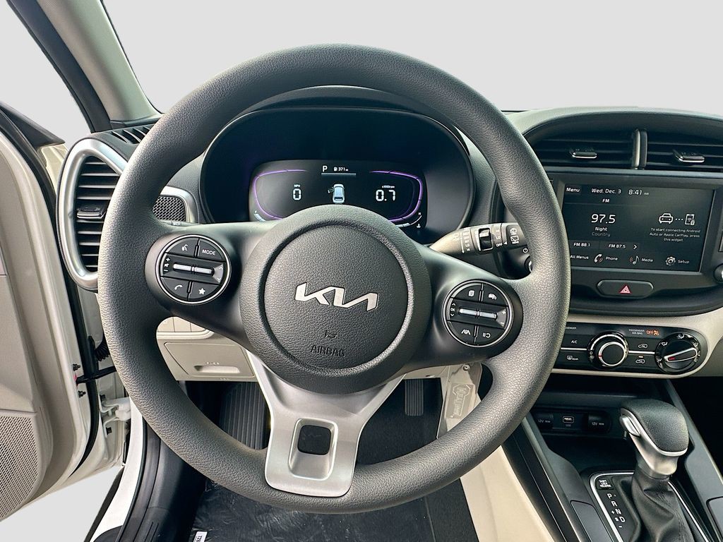 2025 Kia Soul - Photo 11