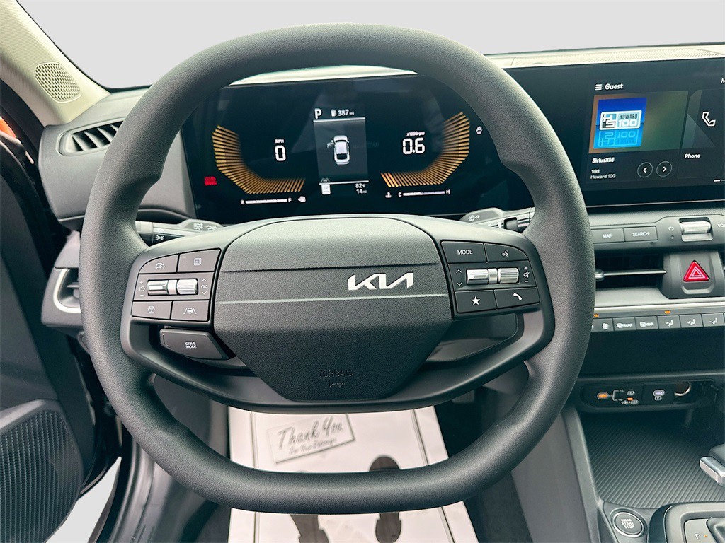 2025 Kia K4 - Photo 11