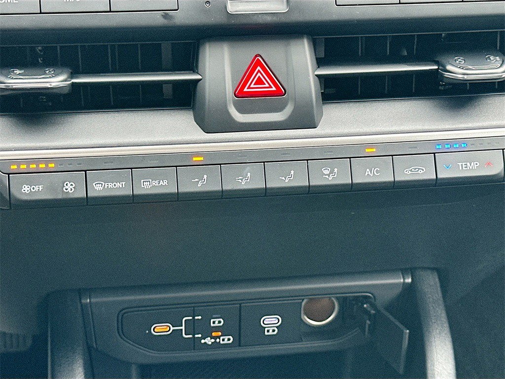 2025 Kia K4 - Photo 15
