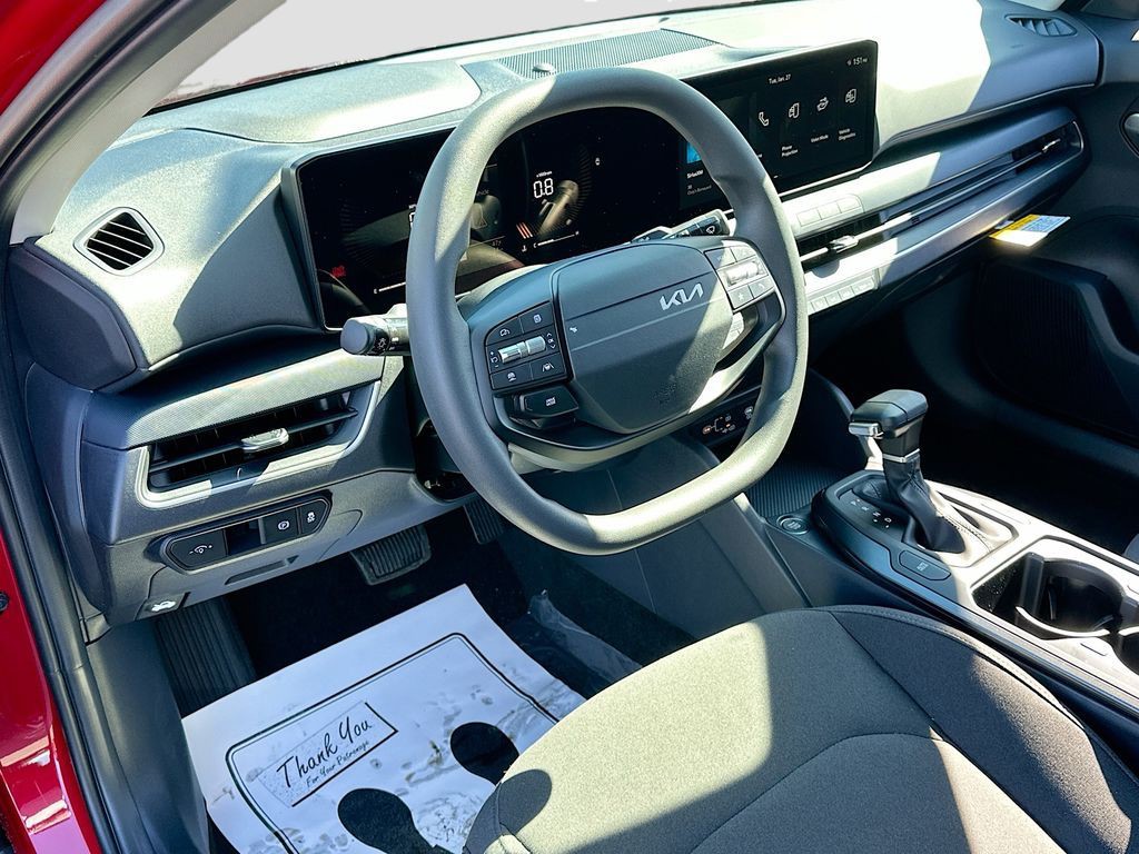 2026 Kia K4 - Photo 9