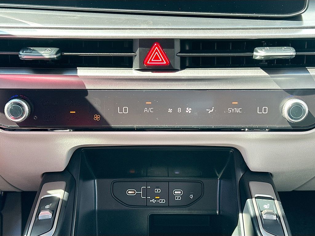 2026 Kia Sorento - Photo 15