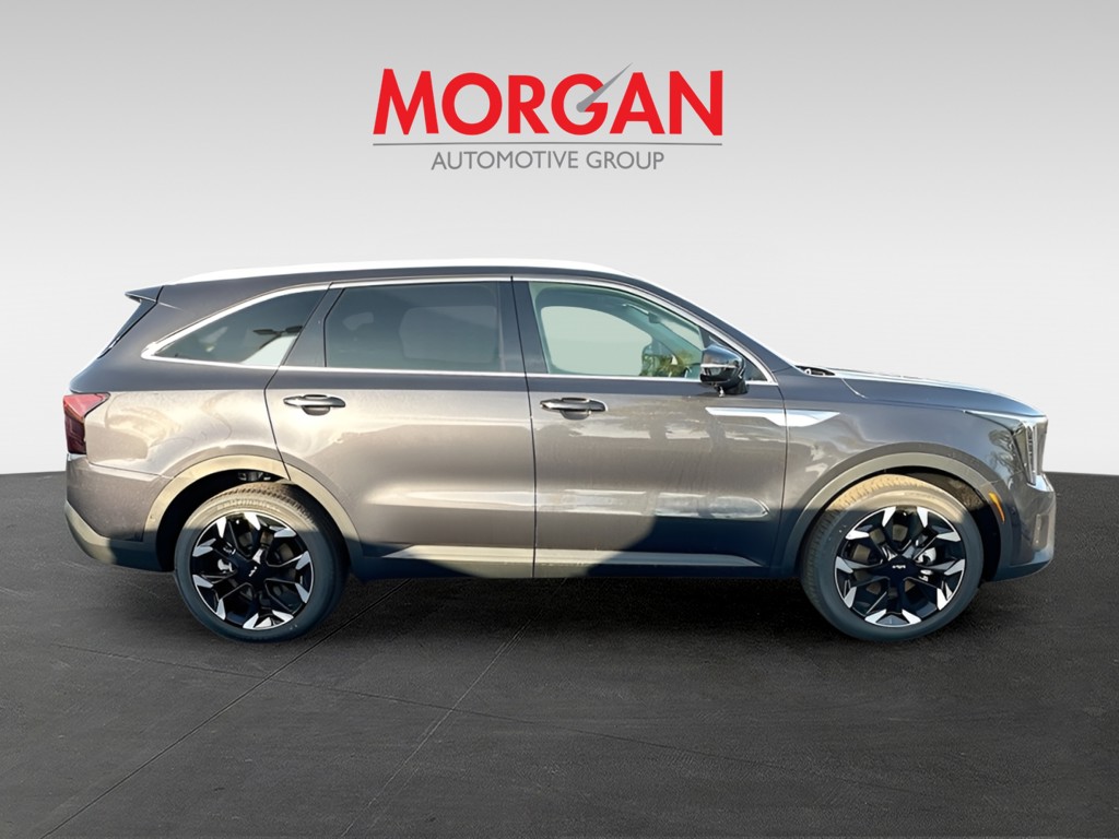 2026 Kia Sorento - Photo 8