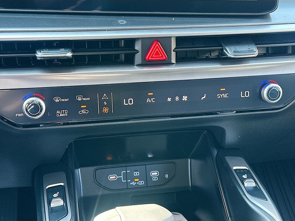 2026 Kia Sorento - Photo 15