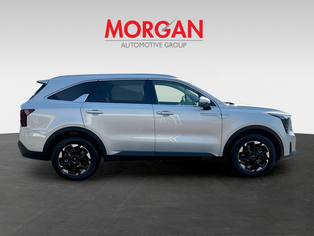 2026 Kia Sorento - Photo 8