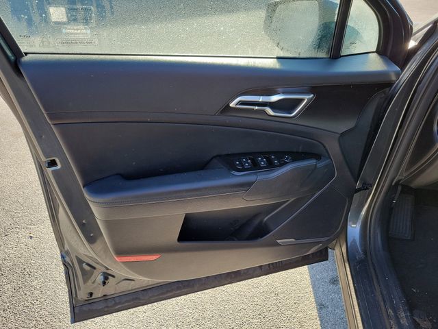 2023 Kia Sportage Hybrid - Photo 11