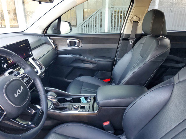 2022 Kia Sorento - Photo 14