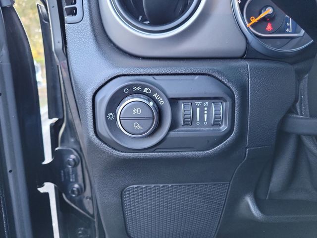 2021 Jeep Gladiator - Photo 14