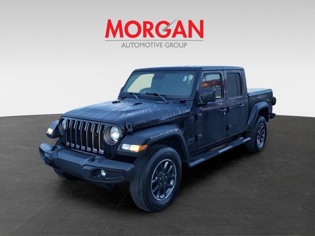 2021 Jeep Gladiator - Photo 2