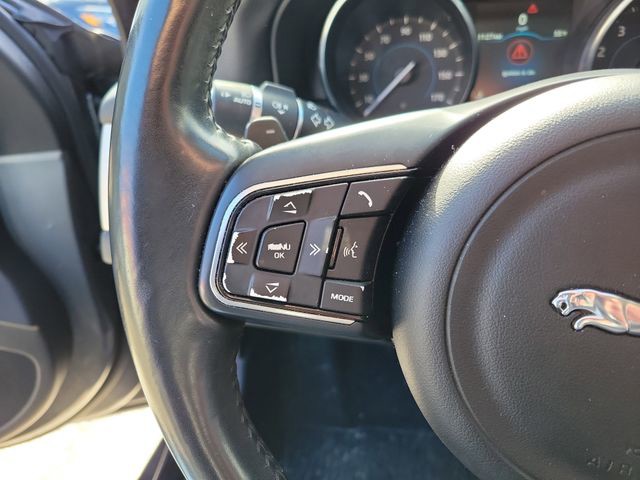 2016 Jaguar XF - Photo 15