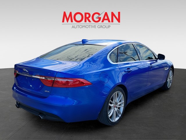2016 Jaguar XF - Photo 5
