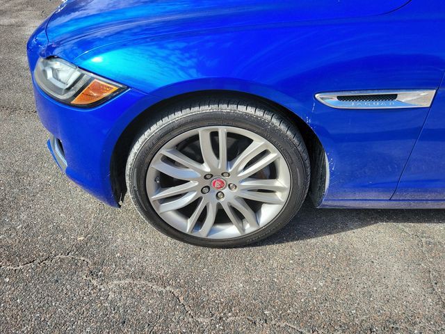 2016 Jaguar XF - Photo 7