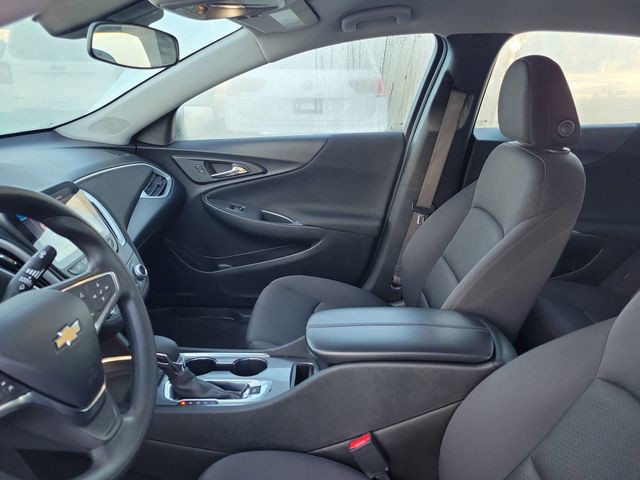 2024 Chevrolet Malibu - Photo 13