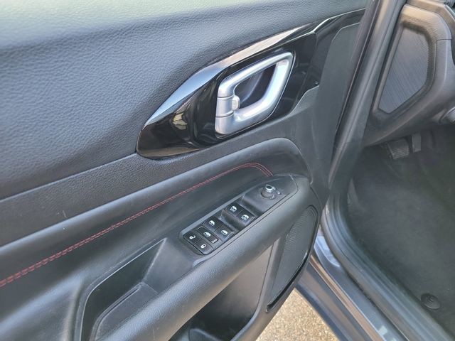 2024 Jeep Compass - Photo 12