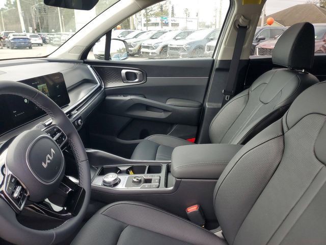 2025 Kia Sorento Hybrid - Photo 8