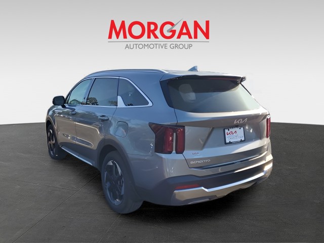 2025 Kia Sorento Hybrid - Photo 4