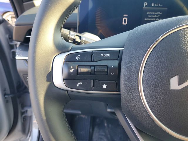 2026 Kia K5 - Photo 11